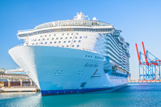 stock-photo-65059463-allure-of-the-seas-in-malaga